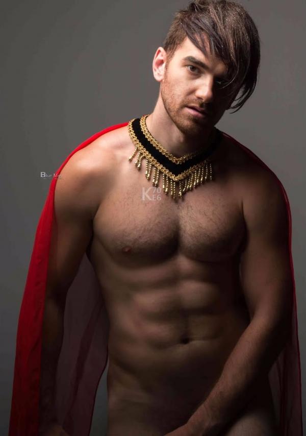 Whoseman-12-芬達Maxime譜出的異國情慾